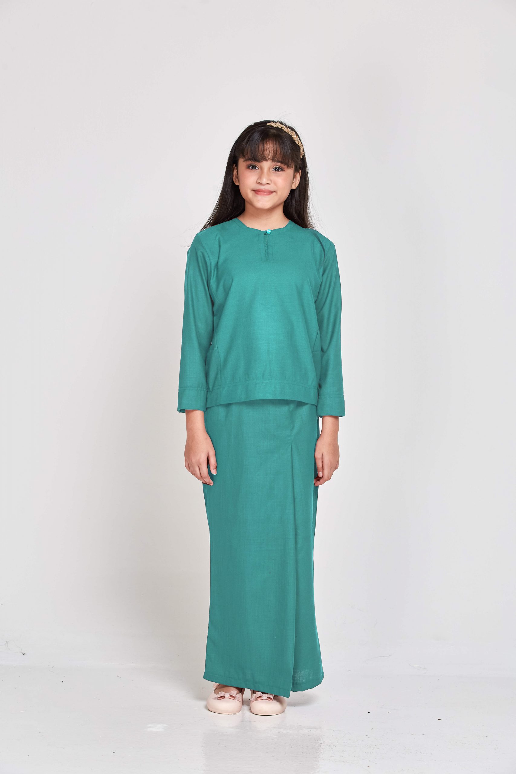 Qasimah Kurung  Kedah  Pesak Kids Linen  Shiner Mother 