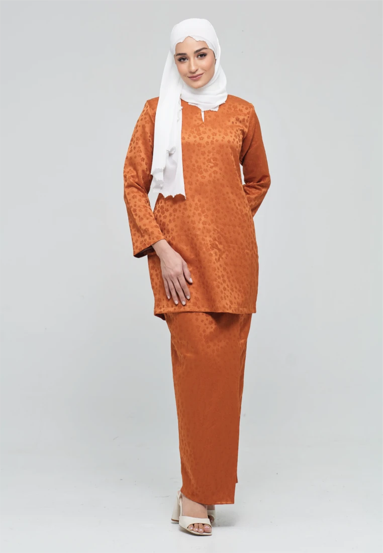 Hanna Kurung Modern